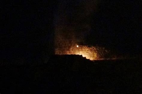 D­i­y­a­r­b­a­k­ı­r­’­d­a­ ­t­a­r­i­h­i­ ­s­u­r­l­a­r­d­a­ ­k­o­r­k­u­t­a­n­ ­y­a­n­g­ı­n­ ­-­ ­Y­a­ş­a­m­ ­H­a­b­e­r­l­e­r­i­